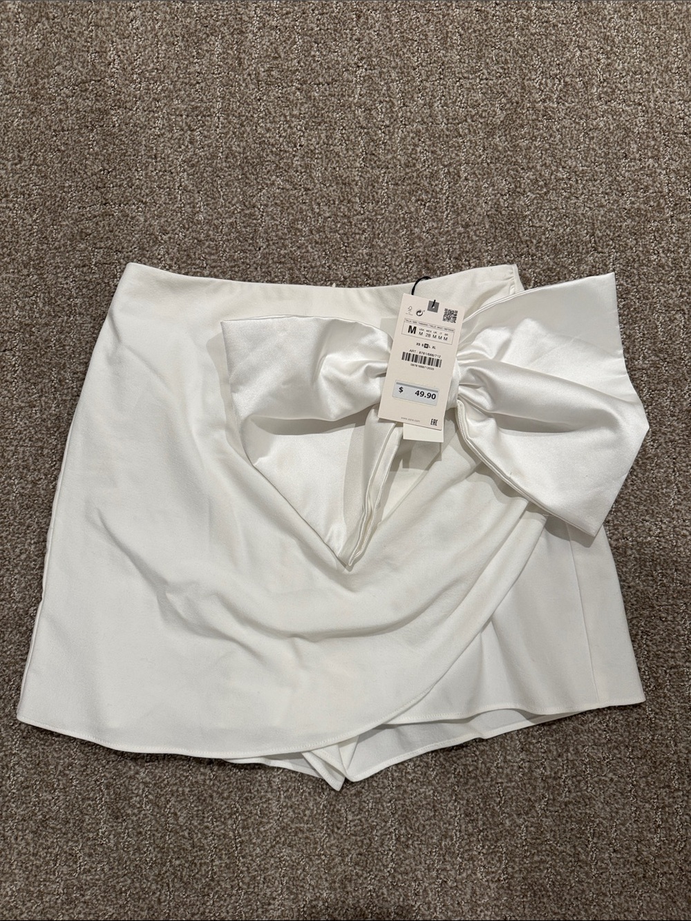 Zara White Bow-Front Skort